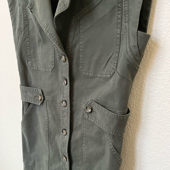 VERONICA BEARD | Cotton-Blend Twill Button Mini Dress in Army Green | Size 6 - Picture 6 of 13